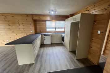 12a Anne , Tinwald
