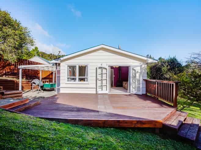 4 Mokopuna Grove, Stokes Valley