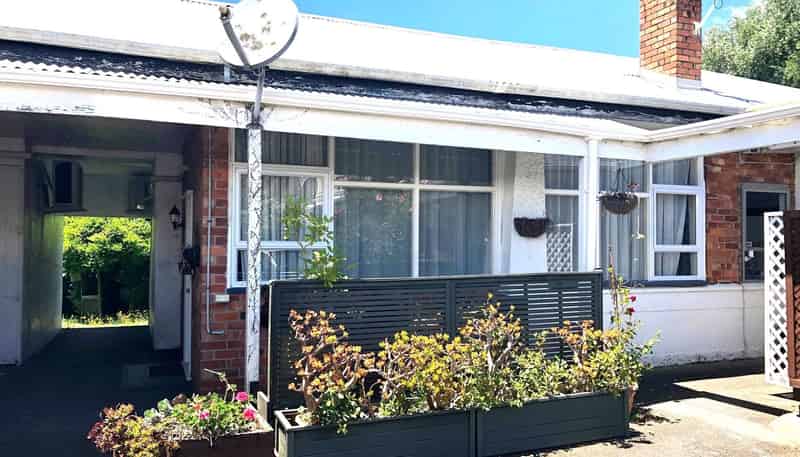 7/9 August Place, Greenlane