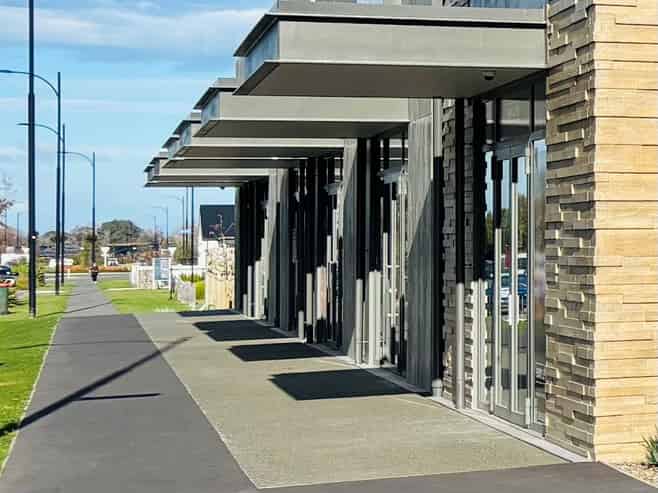 Lincoln - Beauty, Services or Medical 