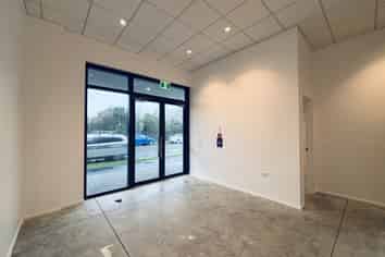 Lincoln - Beauty, Services or Medical 