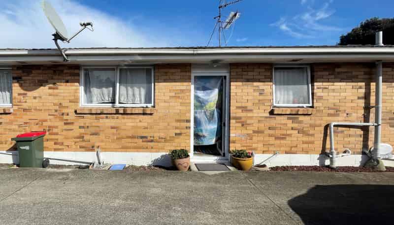 2/10 Pratt Street, Papakura