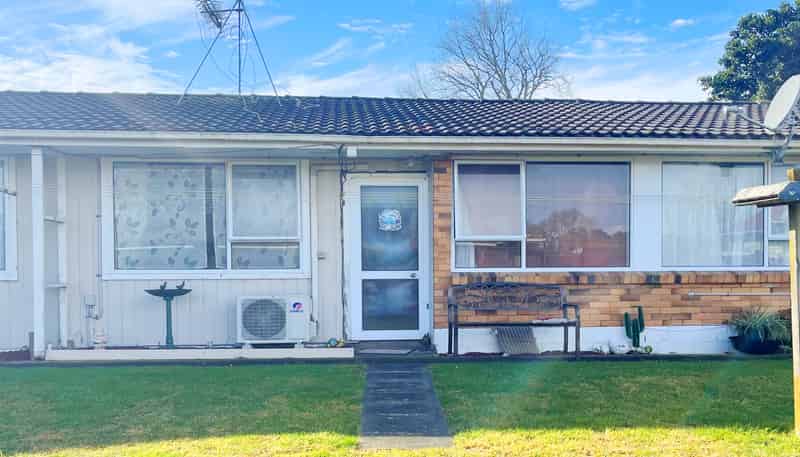 2/10 Pratt Street, Papakura