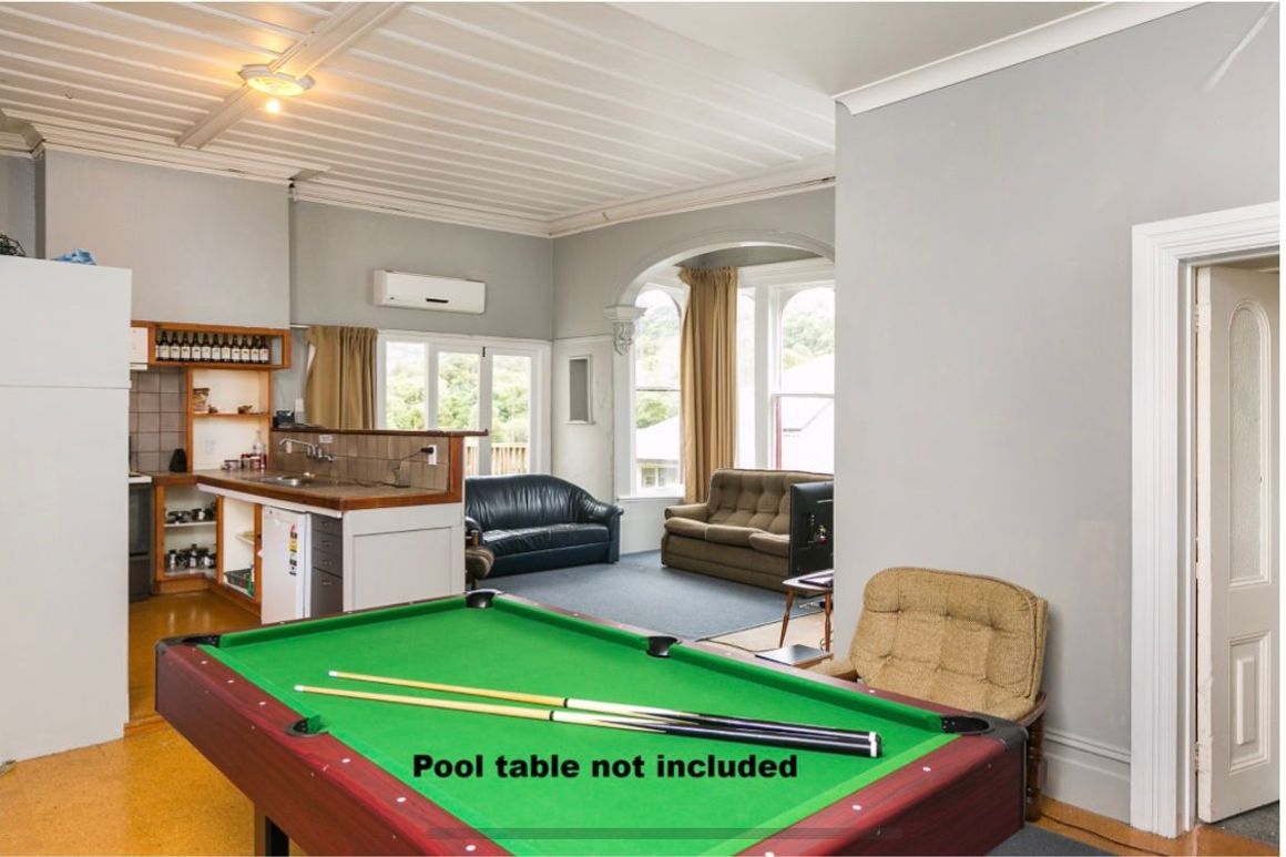 Nelson Mandela flat Cheap on Queen St – pohled 3