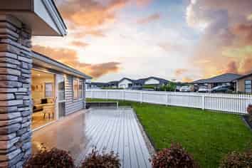 8 Gemscott Crescent, Huapai