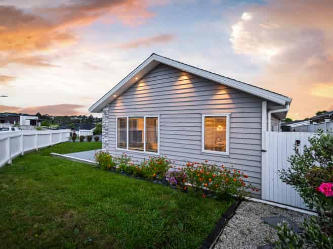 8 Gemscott Crescent, Huapai