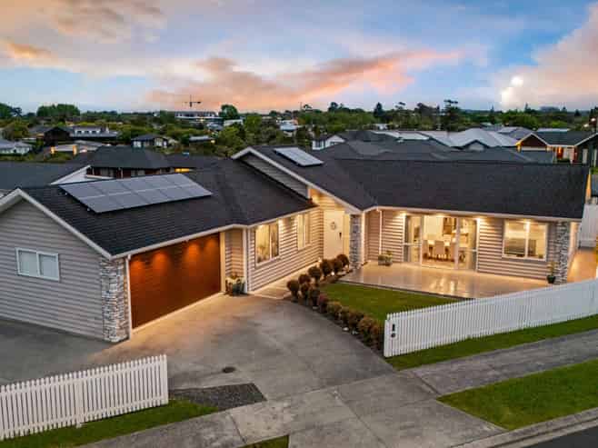 8 Gemscott Crescent, Huapai