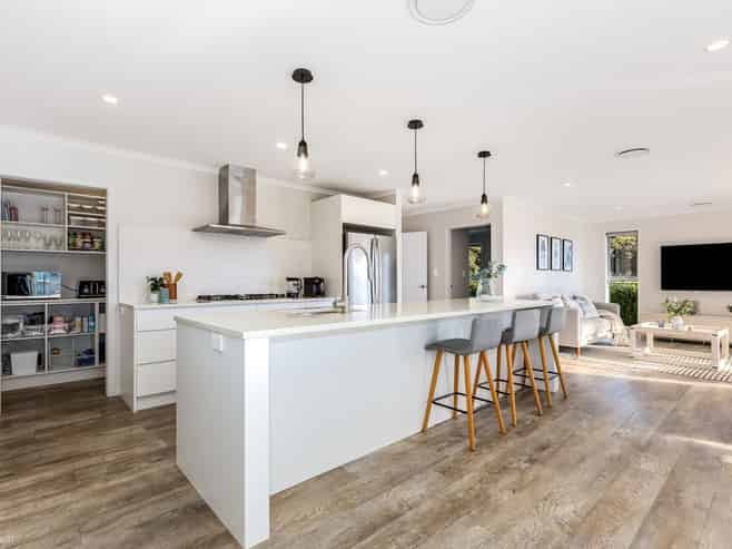 191 Navigation Drive, Whitby