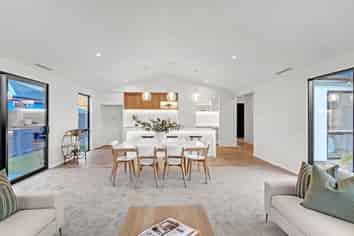 8 Hawk Cl, Rolleston