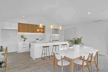 8 Hawk Cl, Rolleston