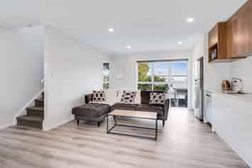 2/4 Palmerston Street, Hamilton Central