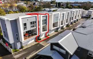 2/4 Palmerston Street, Hamilton Central