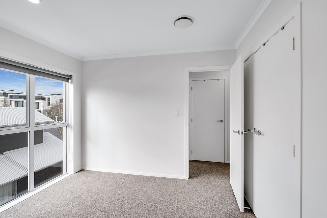 Attractive Yield, Immediate Value! - Vista 5