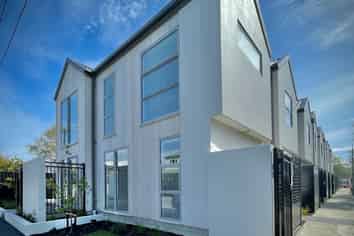 1/17 Otley Street, Christchurch Central