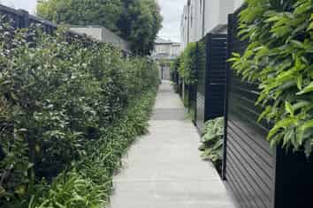 1/17 Otley Street, Christchurch Central