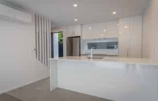 2/17 Otley Street, Christchurch Central