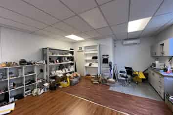 Ground floor Karori