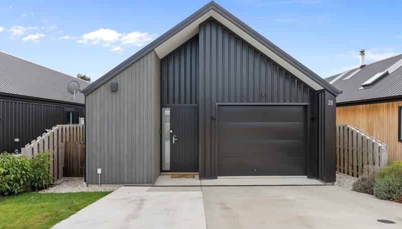 38 Malvern Road, Wanaka