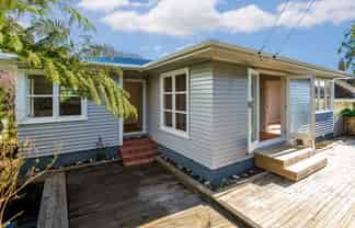 10 Anthony Street, Tawa