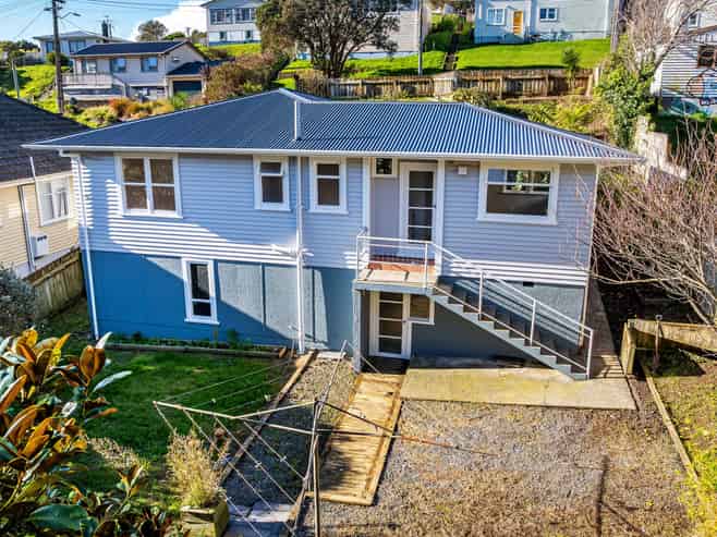 10 Anthony Street, Tawa
