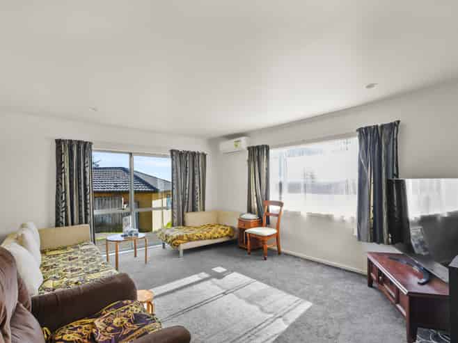 24 Pitt Avenue, Clendon Park