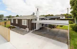 22 Pharazyn Street, Feilding