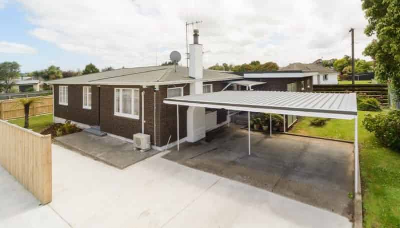 22 Pharazyn Street, Feilding