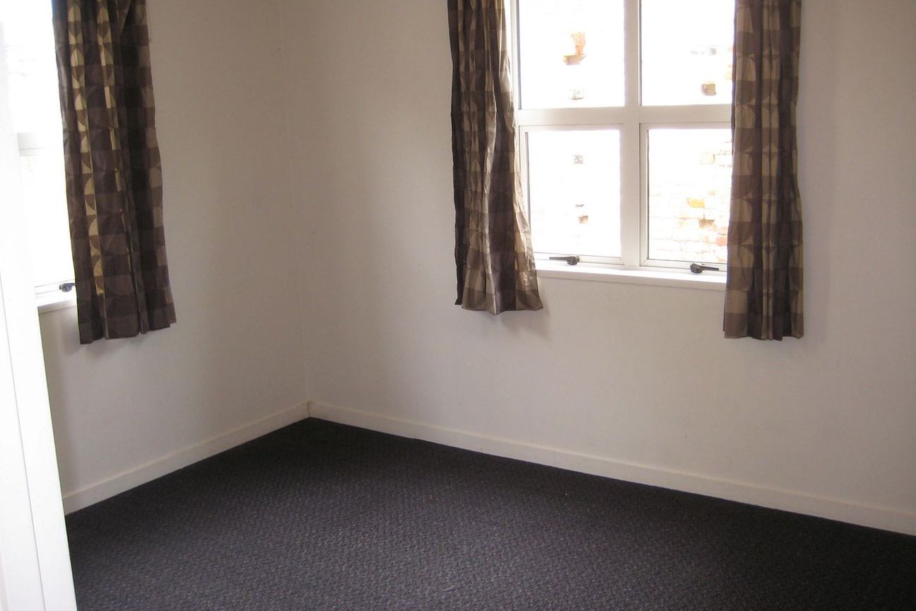 Modern 5 Bed next to Woodhaugh - Vista 5