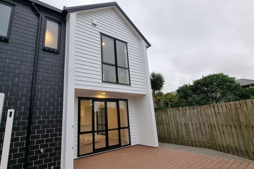 Modern, sunny and private townhouse - Vista 3