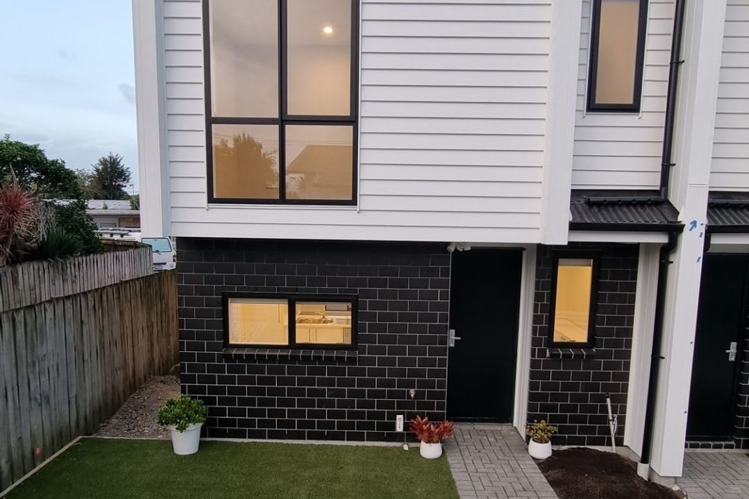Modern, sunny and private townhouse - Vista 2