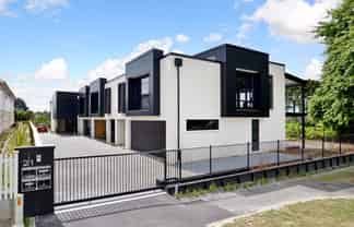 1/21 Manning Street , Hamilton Central