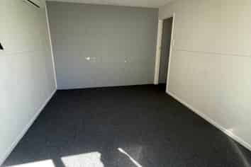 1/49b Lysander Crescent, Beach Haven