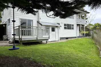 1/49b Lysander Crescent, Beach Haven