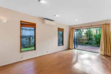 1/28 Comins Crescent , Mission Bay