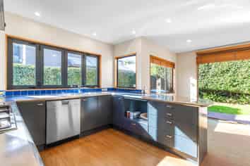 1/28 Comins Crescent , Mission Bay