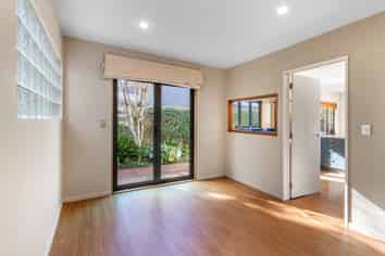 1/28 Comins Crescent , Mission Bay