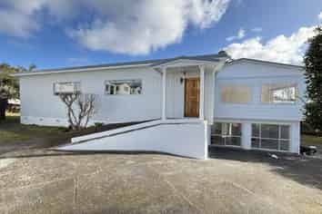14A  Roseberry Ave, Birkenhead