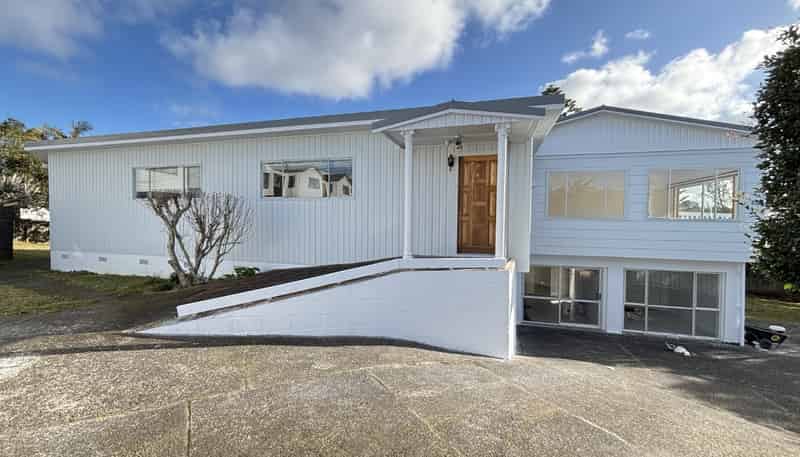14A  Roseberry Ave, Birkenhead