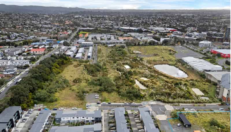 29 Crown Lynn Place, New Lynn