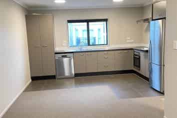 186/172 Mcleod Road, Te Atatu South