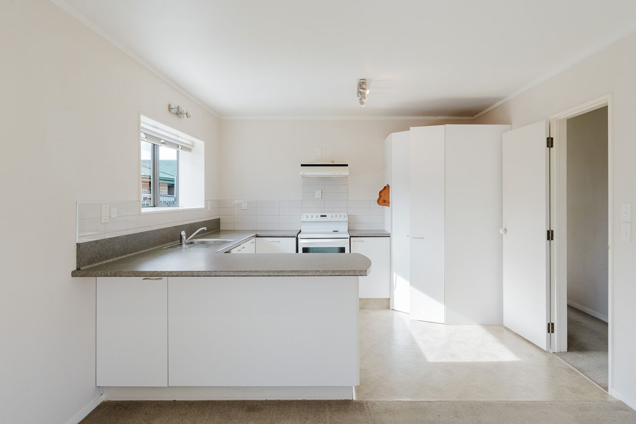 Low Maintenance Living, Walk to Town! - Vista 4