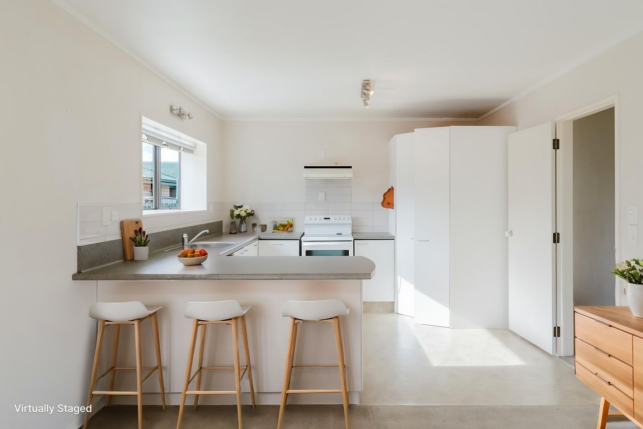 Low Maintenance Living, Walk to Town! - Vista 5