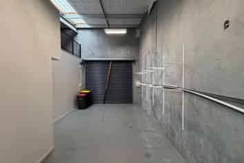 High Spec Industrial Unit in Ferrymead 