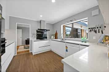 31 Rapallo Place, Farm Cove