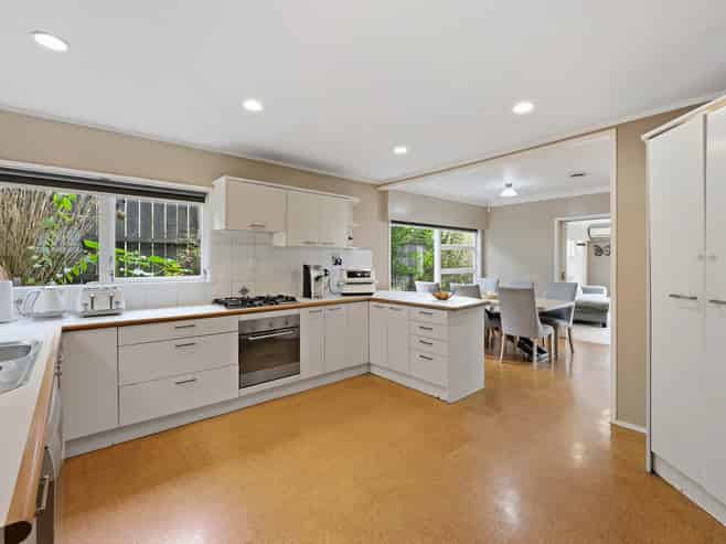 46 Gibbs Crescent, Red Hill