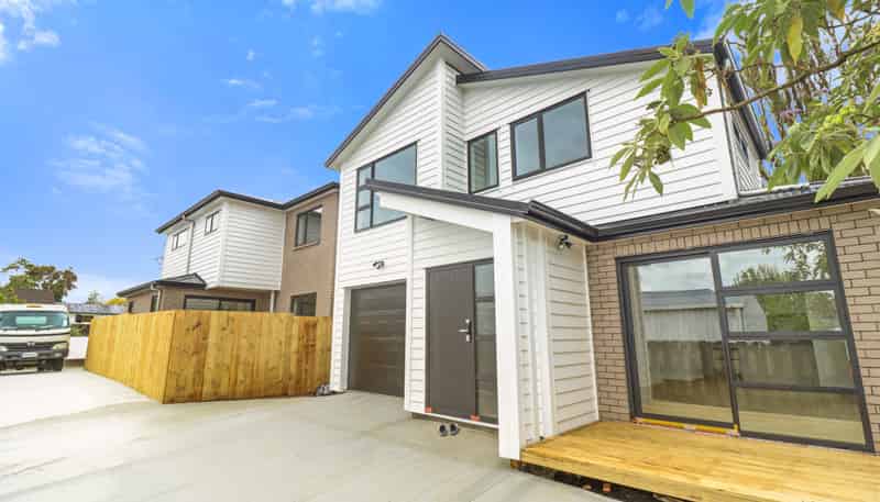 30B Finlayson Ave, Clendon Park