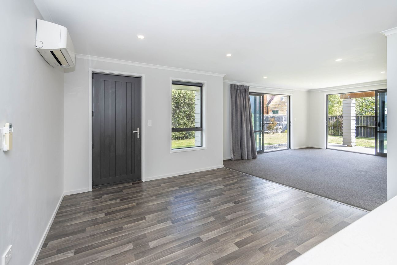 Four Bedrooms, Family Comfort & Outdoor Living - Aanzicht 5