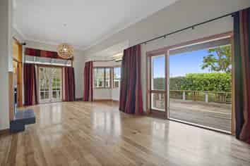 145 Queen Street, Northcote Point