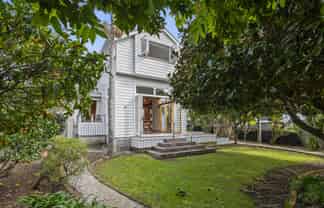 145 Queen Street, Northcote Point