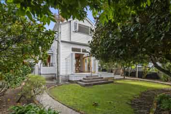 145 Queen Street, Northcote Point